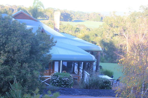 The Farmhouse - Accommodation QLD 20