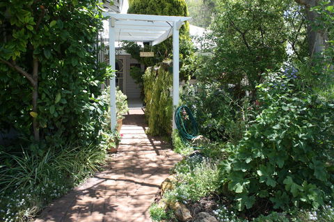 Jacaranda Guest House - Accommodation QLD 39