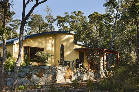 Aiyana Retreat - Accommodation QLD 0