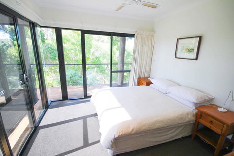 Arum - Close To The Margaret River - Accommodation QLD 13