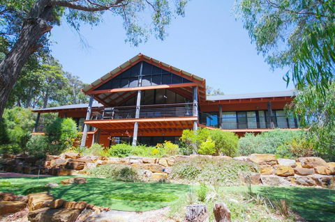 Arum - Close To The Margaret River - Accommodation QLD 18