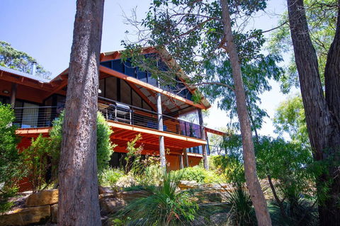 Arum - Close To The Margaret River - Accommodation QLD 4