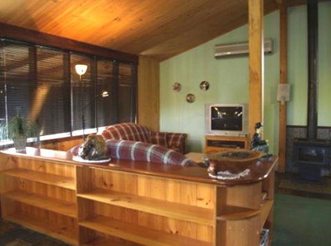 Pemberton Old Picture Theatre Holiday Apartments - Accommodation QLD 17