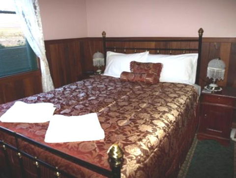 Pemberton Old Picture Theatre Holiday Apartments - Accommodation QLD 24