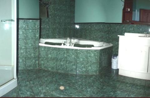 Pemberton Old Picture Theatre Holiday Apartments - Accommodation QLD 22