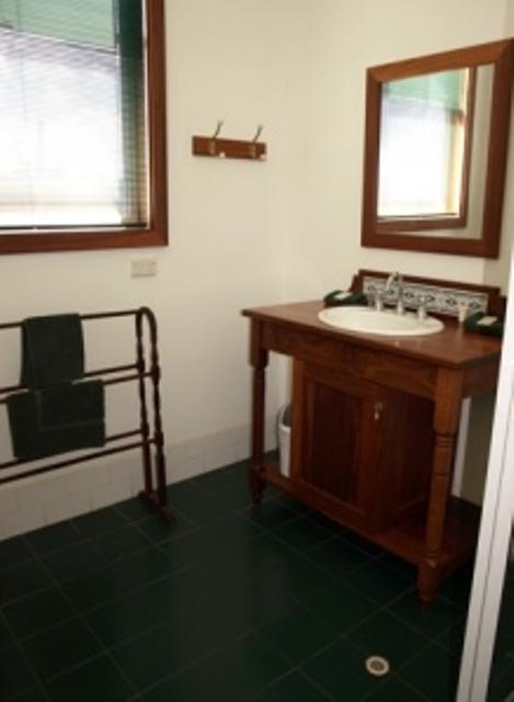 Pemberton Old Picture Theatre Holiday Apartments - Accommodation QLD 33