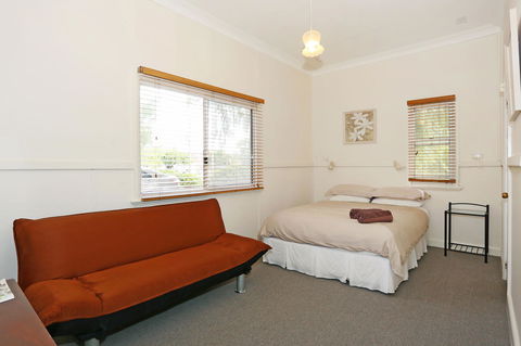 Busselton Guest House - Accommodation QLD 27