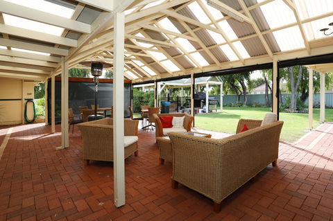Busselton Guest House - Accommodation QLD 33