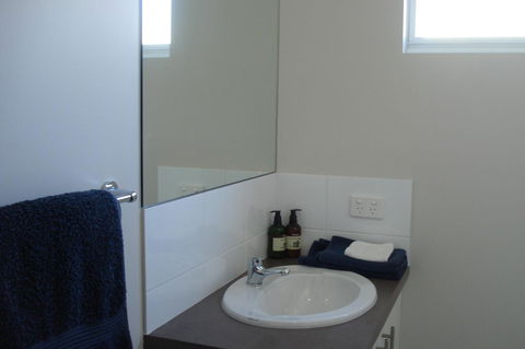 Bluebird Cottage - Accommodation QLD 22