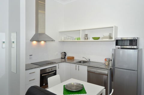 Albany Central Apartments - Accommodation QLD 7