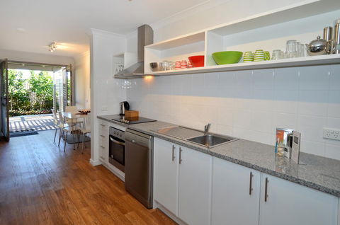 Albany Central Apartments - Accommodation QLD 10