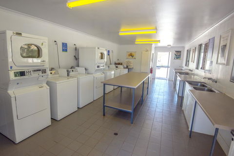 RAC Exmouth Cape Holiday Park - Accommodation QLD 14