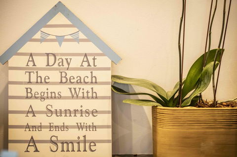 Magnificent Beach Retreat - Accommodation QLD 21
