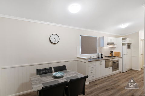 Jurien Bay Tourist Park - Accommodation QLD 10