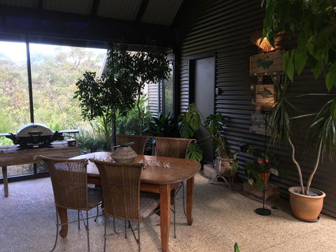 DESIGNER'S STUDIO - Accommodation QLD 2