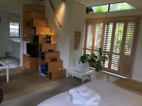 DESIGNER'S STUDIO - Accommodation QLD 4
