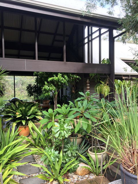 DESIGNER'S STUDIO - Accommodation QLD 12