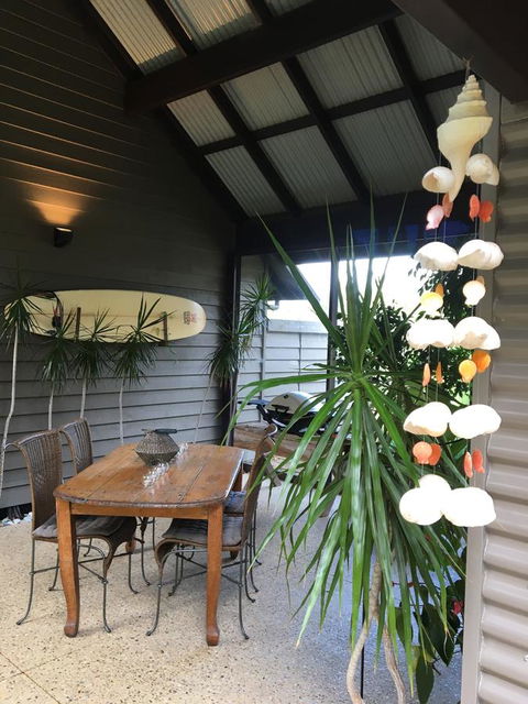 DESIGNER'S STUDIO - Accommodation QLD 8