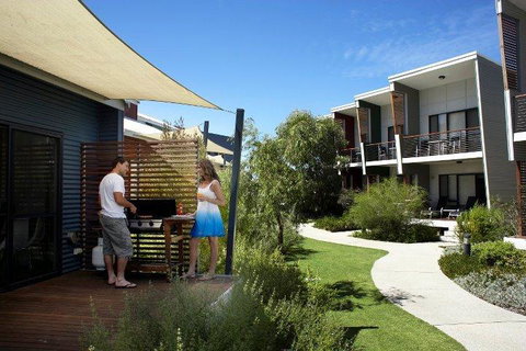 Footprints Preston Beach - Accommodation QLD 6