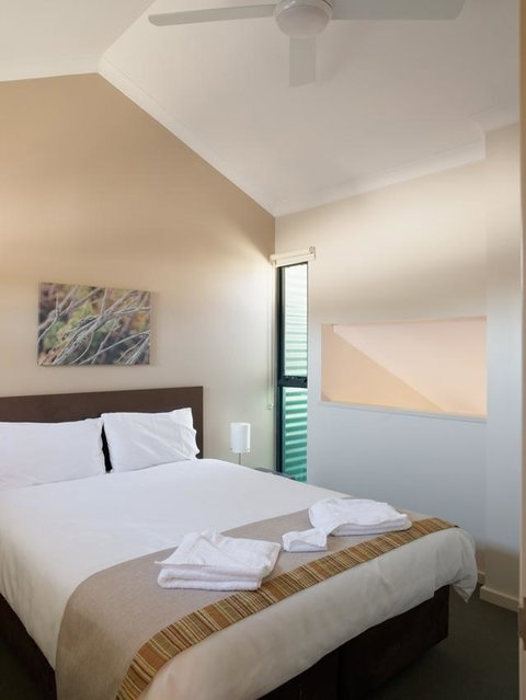 Footprints Preston Beach - Accommodation QLD 24