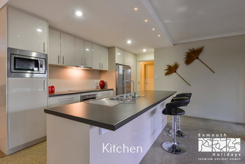 13 Learmonth Street - Close To Town Centre - Accommodation QLD 3