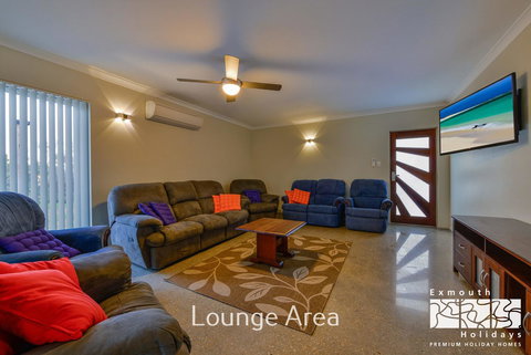 13 Learmonth Street - Close To Town Centre - Accommodation QLD 1