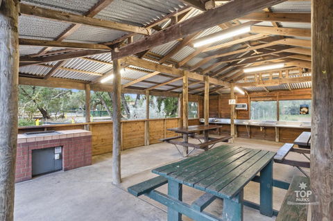 Gracetown Caravan Park - Accommodation QLD 2