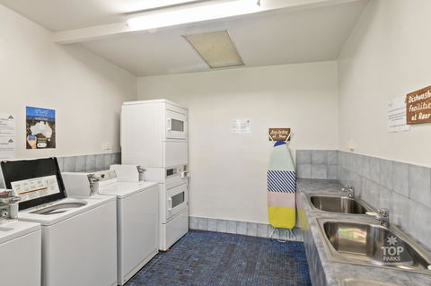 Gracetown Caravan Park - Accommodation QLD 4