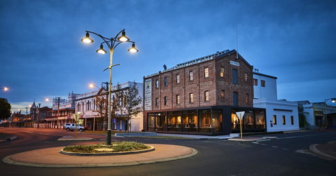 The Premier Mill Hotel - Accommodation QLD 35