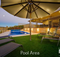 7 Kestrel Place - PRIVATE JETTY  POOL - Accommodation QLD