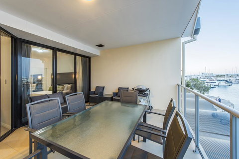 Dolphin Quay Apartments - Accommodation QLD 25