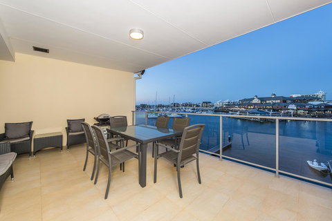 Dolphin Quay Apartments - Accommodation QLD 21