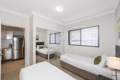 Dolphin Quay Apartments - Accommodation QLD 43
