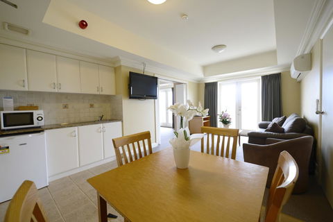 The Jetty Resort - Accommodation QLD 20