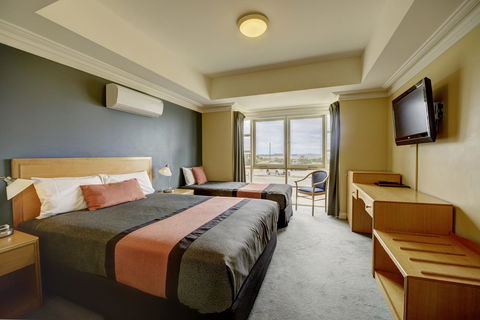 The Jetty Resort - Accommodation QLD 29