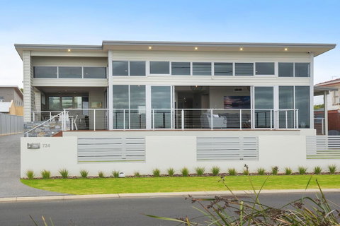 Busselton Beachside - A Slice Of Heaven - Accommodation QLD 1