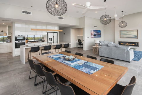 Busselton Beachside - A Slice Of Heaven - Accommodation QLD 4