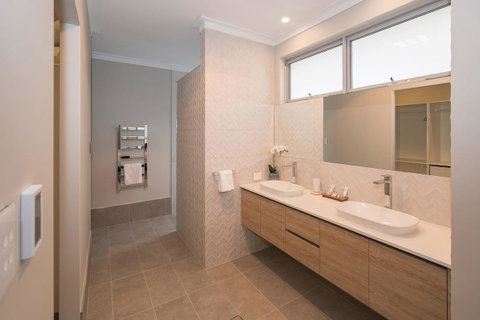Busselton Beachside - A Slice Of Heaven - Accommodation QLD 8