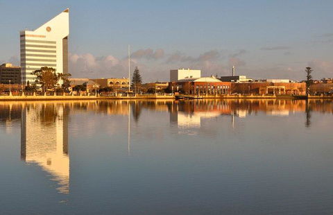 Best Western Plus Hotel Lord Forrest - Accommodation QLD 6