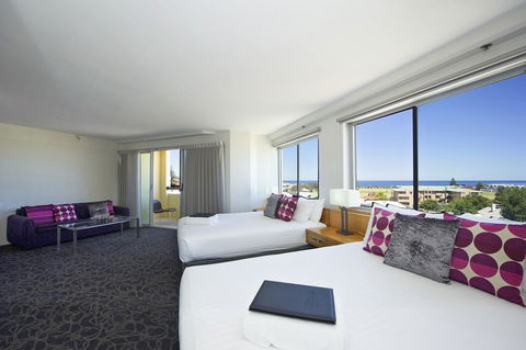 Best Western Plus Hotel Lord Forrest - Accommodation QLD 13