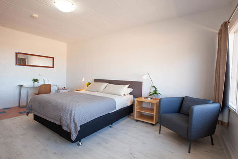 EUCLA MOTOR HOTEL - Accommodation QLD 25