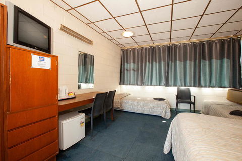 EUCLA MOTOR HOTEL - Accommodation QLD 18