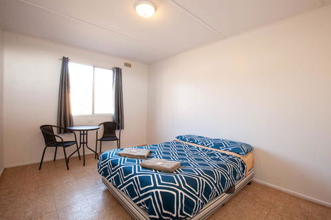 EUCLA MOTOR HOTEL - Accommodation QLD 11