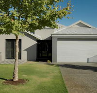 THE SANCTUARY LUXURY HOLIDAY HOME - Accommodation QLD