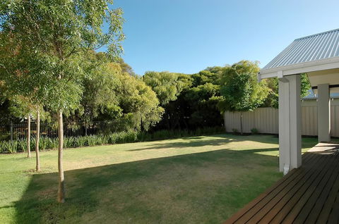 THE SANCTUARY LUXURY HOLIDAY HOME - Accommodation QLD 30