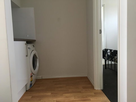 Apartment In Queens Park - Accommodation QLD 14