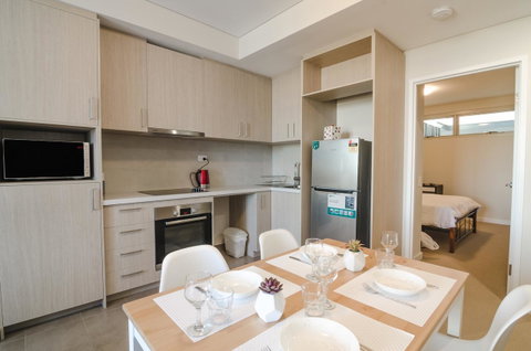 Boutique Carousel Apartment - Accommodation QLD 4