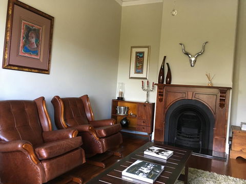 Rowley House - Accommodation QLD 17