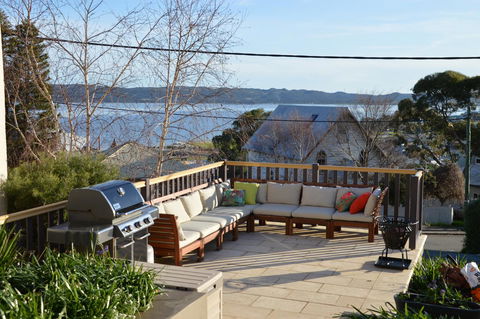 Rowley House - Accommodation QLD 0