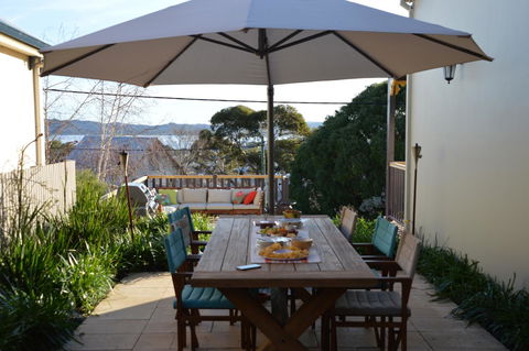 Rowley House - Accommodation QLD 16